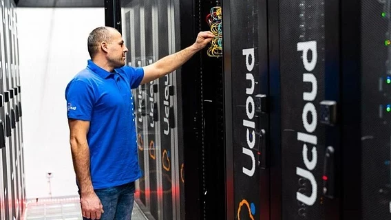 «Резервний сценарій став реальним»: UCloud переніс інфраструктуру київського майданчика до Варшави та відновив системи клієнтів за добу